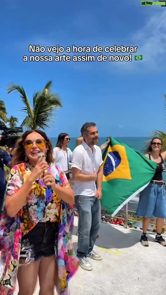 Daniela Mercury - 8.7K Likes - Hoje é um dia histórico para o cinema nacional e para a nossa arte. Já estamos em clima de comemoração por aqui! Hoje o #Oscars é nosso!!! 🇧🇷🏆

#DanielaMercury #OAgenteSecreto #WagnerMoura
