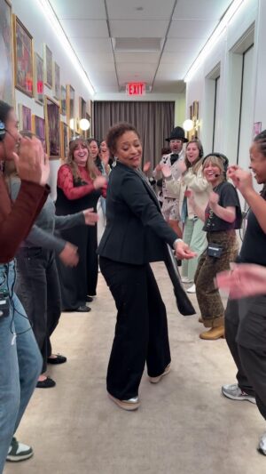 Debbie Allen Instagram - The legend @therealdebbieallen is back! πΈπΎ
