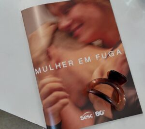 Débora Bloch Instagram - Com a família Roitman pra ver a estreia de Mulher em Fuga, da minha irmã @malugalli.