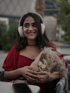 Actress Deepthi Sunaina HD Photos and Wallpapers February 2026