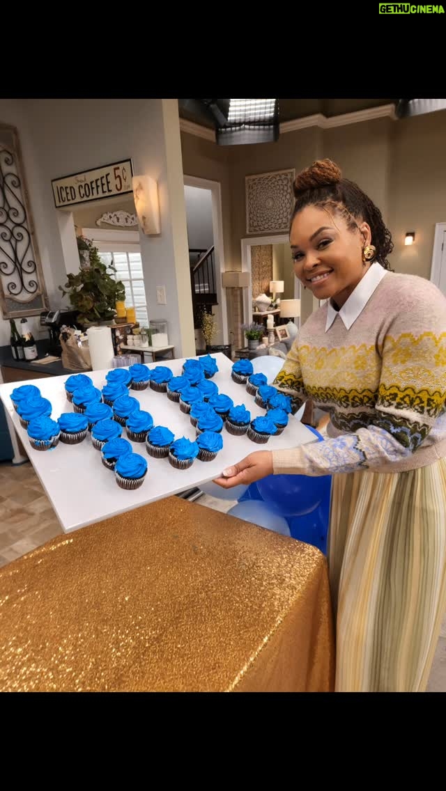 Demetria McKinney - 47.6K Likes - Let me just start by saying… ignore the missing cupcake in that second zero, OK?! 😂 Had to make sure I got mine! 😆

Can you believe it?! 400 episodes of #HouseOfPayne!! 20 YEARS y’all!! Time really flew. We’ve grown so much—and y’all grew right along with us.

There’s truly no place like home, and I’m beyond grateful. 🙏🏾 Thank you for rocking with us through it all—the laughs, the lessons, the love.

To the cast, the crew, production fam, and the network… THANK YOU. And to all of YOU who’ve supported us this whole time—this milestone is yours too. 💛
#400Episodes #Gratitude #Legacy #BlackExcellence  #WeStillHere