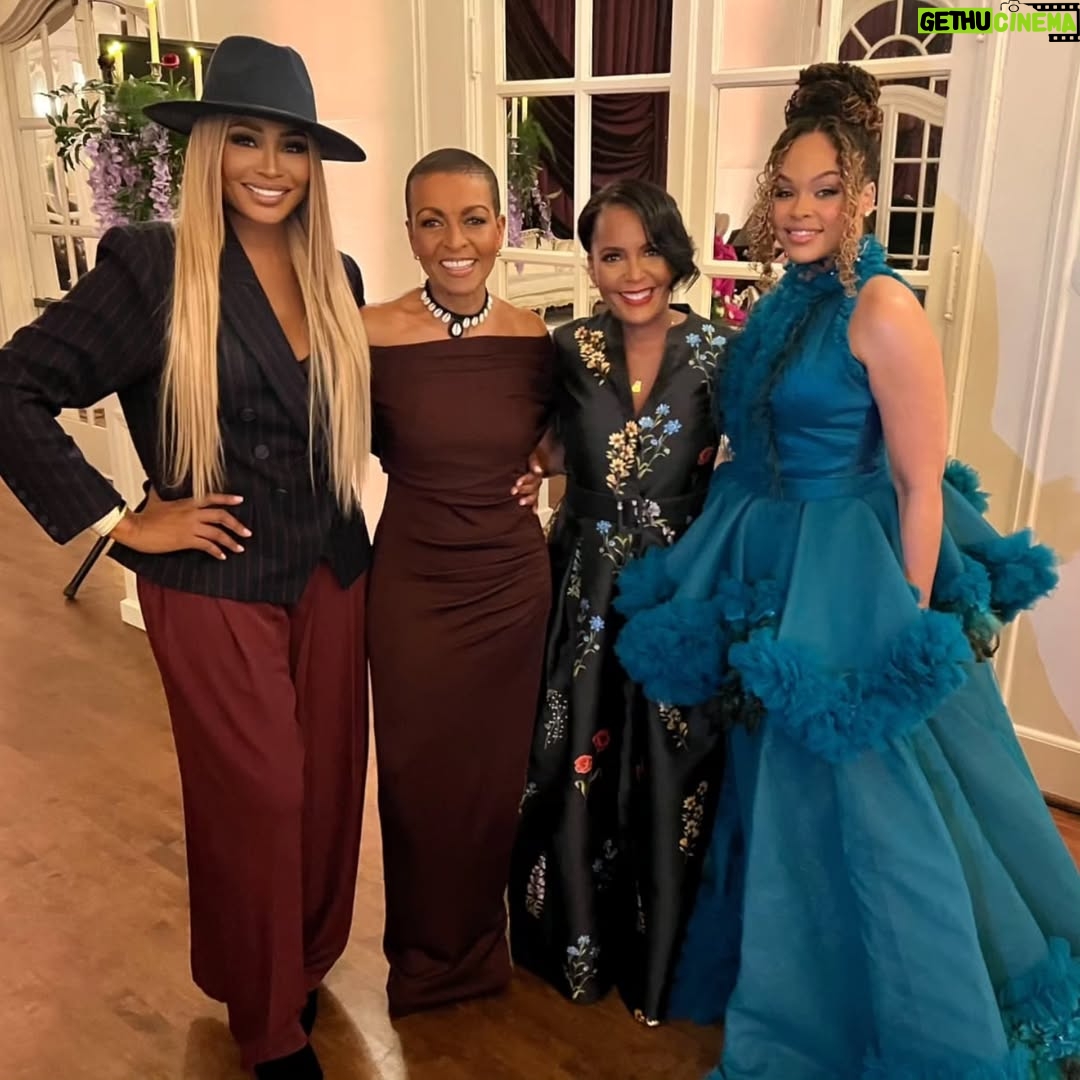 Demetria McKinney - 23.4K Likes - The diamond of the season has its sparkle! I felt like a rare emerald in the presence of #QueenCharlotte
Stepped into the world of @bridgertonnetflix for a night of pure #magic. Thank you @bevysmith and @netflix for a seat at such a beautiful table. 🥂💚 #dinnerwithbevy @shondarhimes