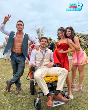 Denisse Dibós Instagram - Sí, ya nos vamos acercando al final de esta aventura…✨🩵🩷
Y solo podemos sonreír por lo bonito que está siendo vivirla y por todo el amor que nos regalan siempre. 🫶🏻
#LosOtrosConcha2