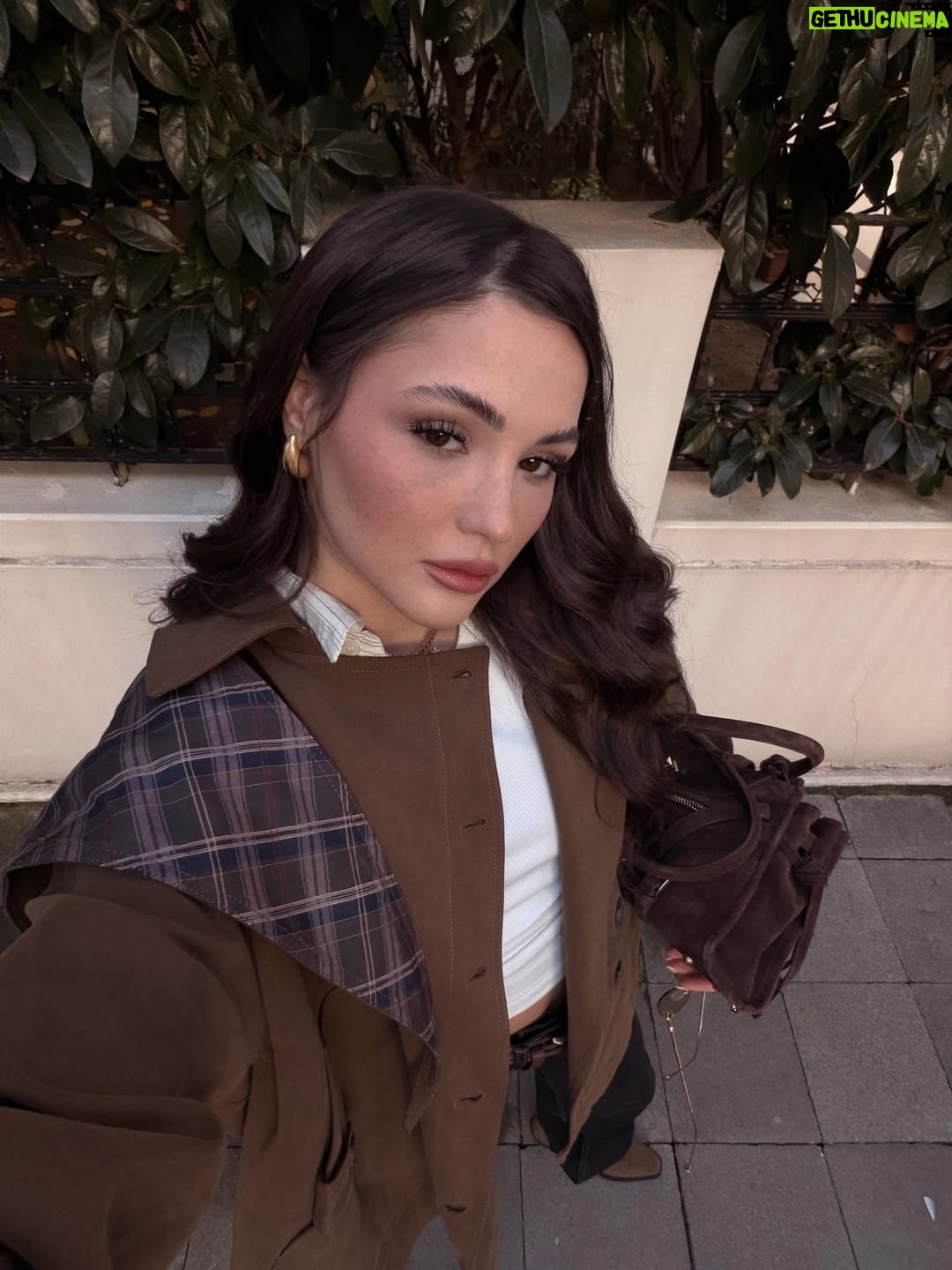 Derya Pınar Ak - 198.6K Likes - 🍂🍂🍂
