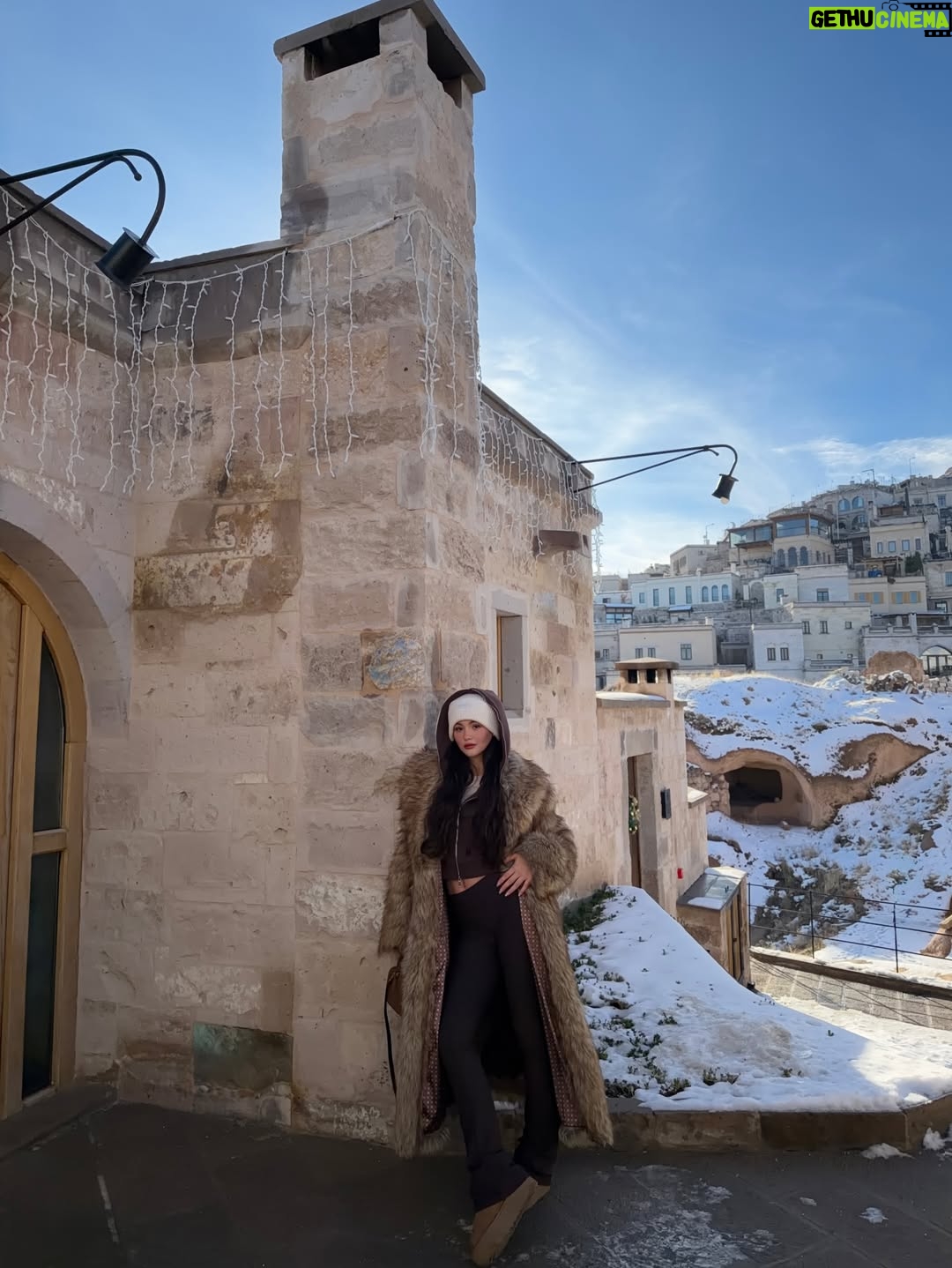 Derya Pınar Ak - 177.3K Likes - 
