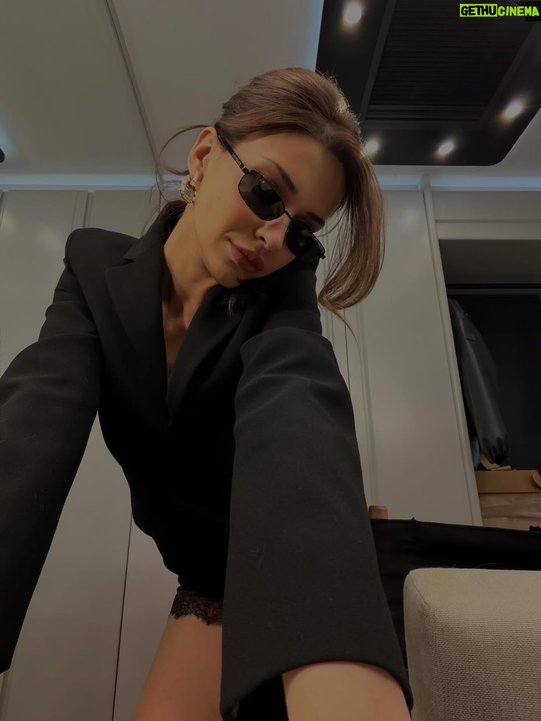 Devrim Özkan - 359.7K Likes - Cey's n Dev's