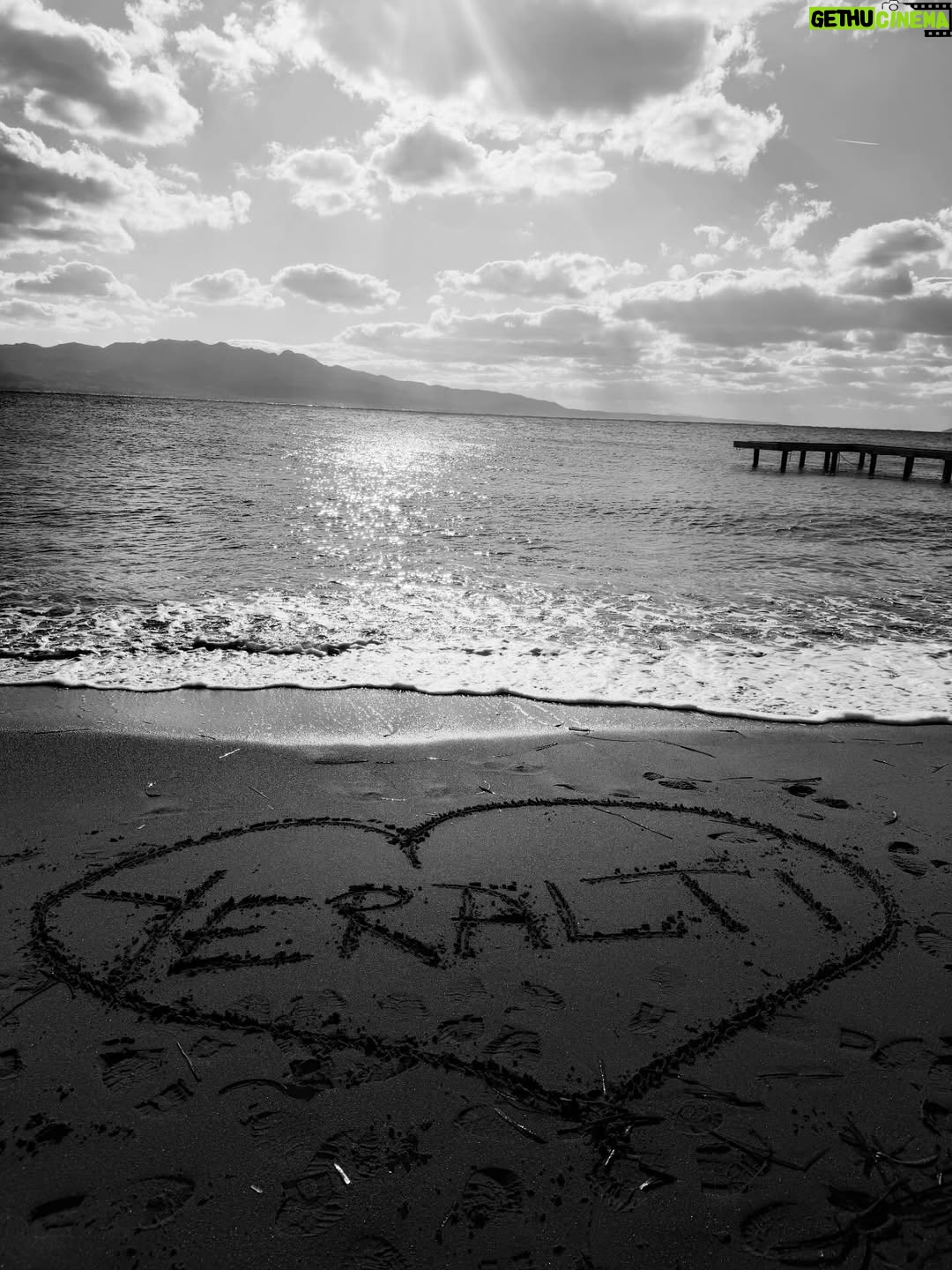 Devrim Özkan - 457.1K Likes - Cey. 🖤 #yeraltı #backstage