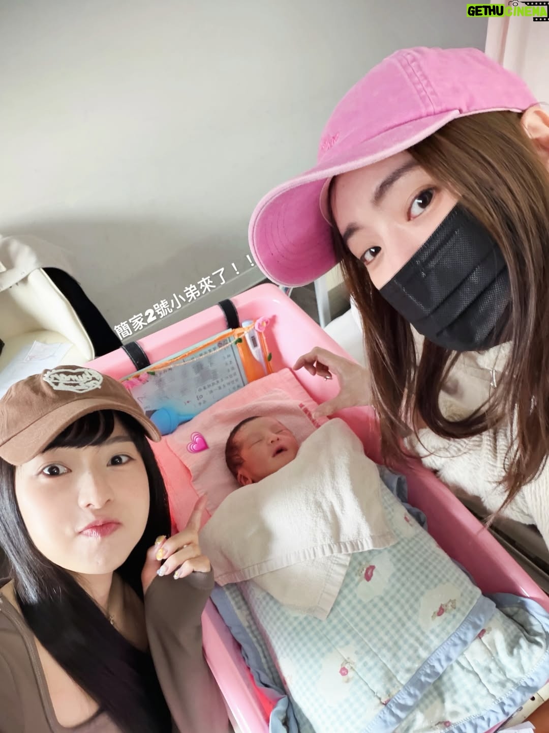 Dewi Chien - 20.3K Likes - 我人生第一個外甥來了！！（好奇妙的感覺）👀✨#小河馬