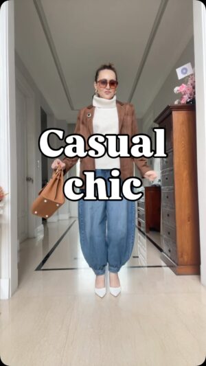 Dewi Rezer Instagram - Kece gak OOTD aku hr iniyh??

Blazer : @stradivarius 
Turtleneck: @uniqloindonesia @uniqlo 
Jeans: @zara 
Shoes: @mandysshoes 
Bag: @jistory_official 
Sunnies and earrings: @hm