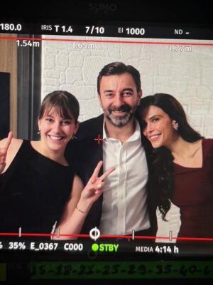 Dilara Aksüyek Instagram - Fotoğrafların içinde çok sevdiğim şeyler var 👽