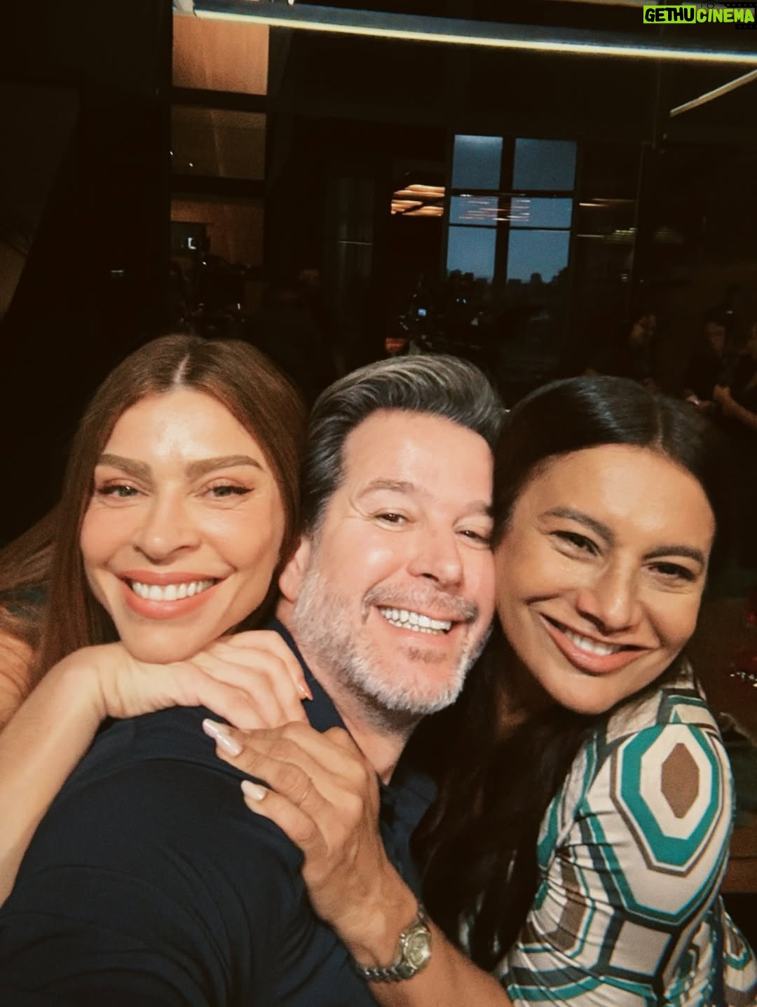 Dira Paes - 79K Likes - Três cancerianos em cena 🎬 ♋️ #TrêsGraças