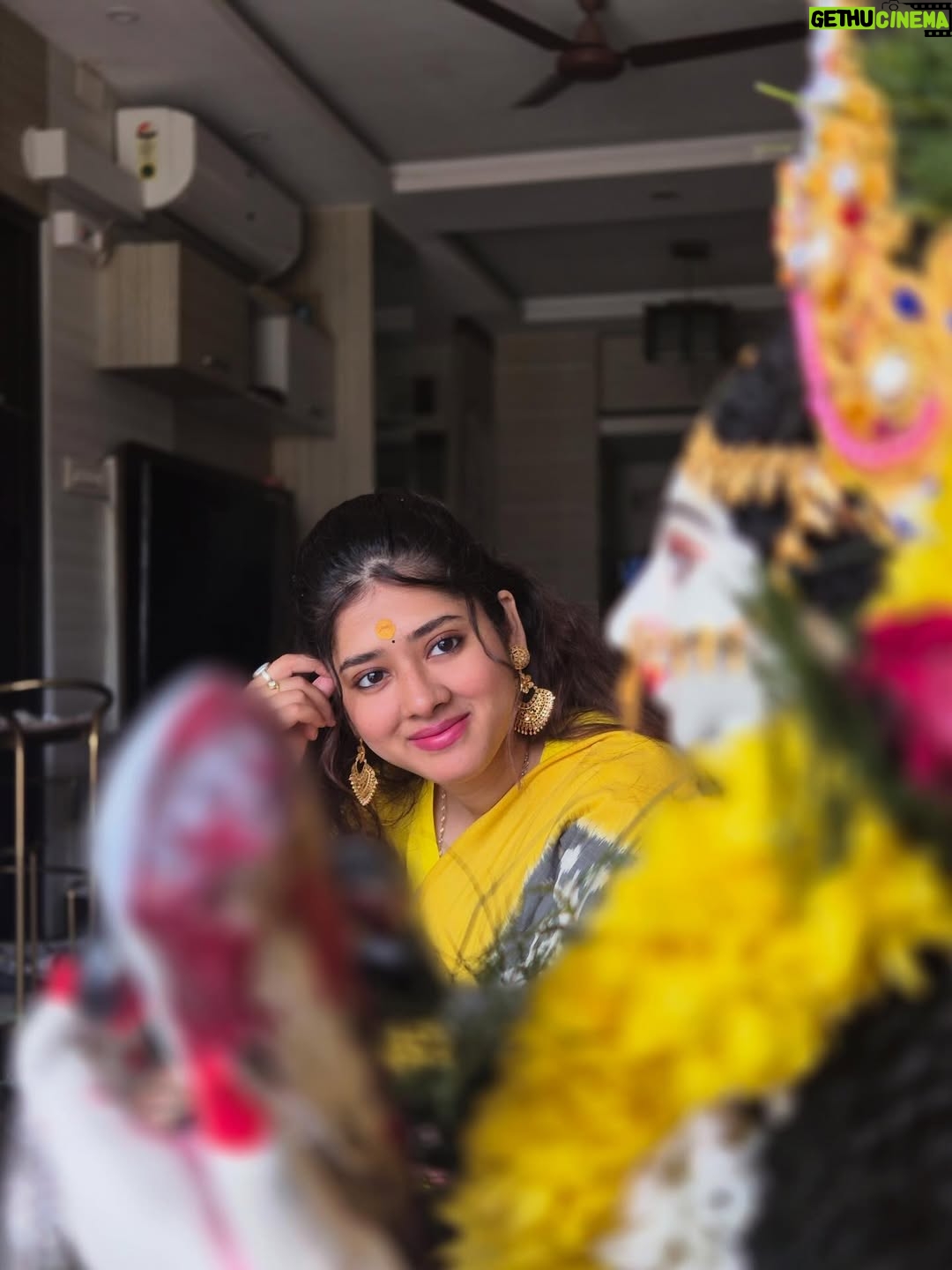 Ditipriya Roy - 100.2K Likes - || শুভ বসন্ত পঞ্চমী ||💗🙏🏻
.
.
.
.
.
.
.
.
. #vasantpanchami #maasaraswati #wisdom #peace #enlightenment