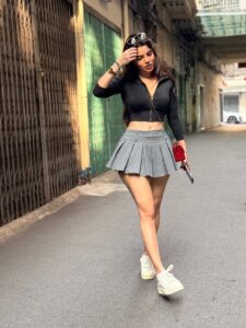 Actress Divya Bharathi HD Photos and Wallpapers January 2026