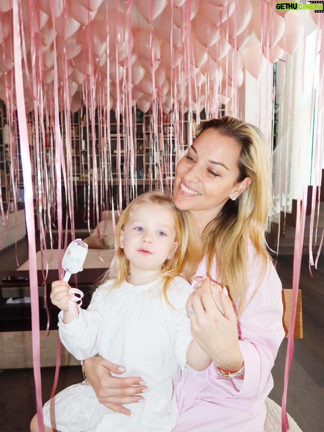 Dominika Cibulková - 9.2K Likes - Morning birthday surprise for our sunshine who turned 3 🤍🦄 NN is 3 ✨It only takes 330 balloons to make them surprised after all 🤪😮‍💨 #babygirl #ninanavara