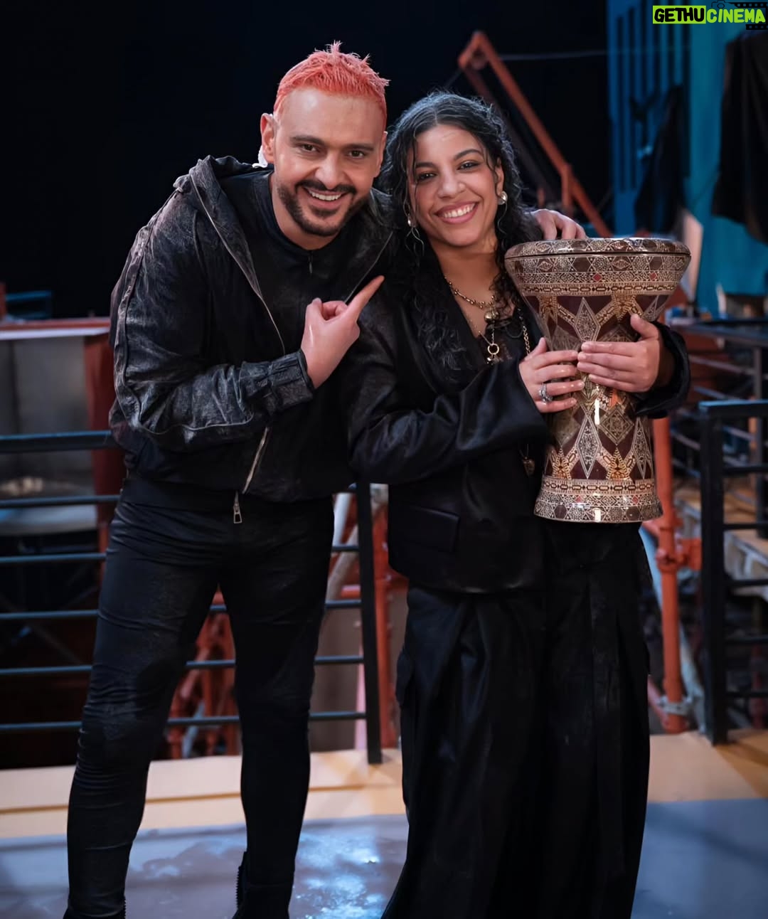 Donia Samy - 9.9K Likes - دنيا شعرها بقي مكرونه لازانيا 🍜 🍜🍜😂
#رامز_ليفل_الوحش #رامز_جلال