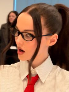 Actress Dove Cameron HD Photos and Wallpapers February 2026