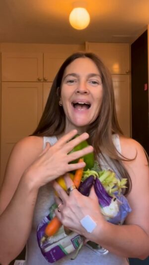 Drew Barrymore Instagram - Brunch at home? Yes, please!
You can find exclusive @beautifulbydrew deals and drops right now exclusively online at @walmart.