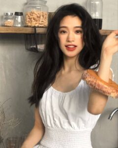 Duan Xiaowei Most Liked Photos and Posts