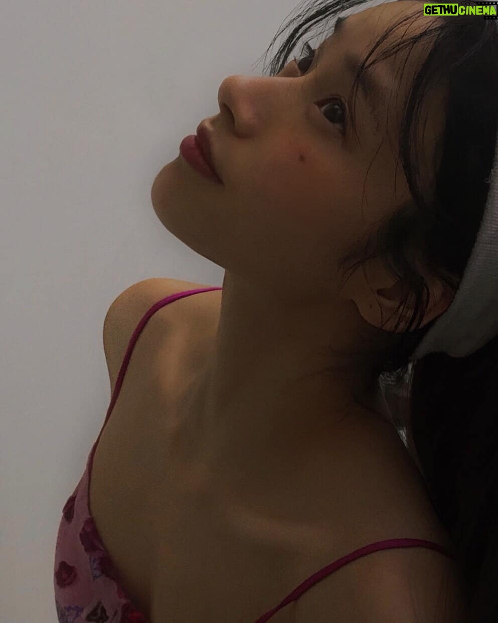 Duan Xiaowei - 26.5K Likes - 