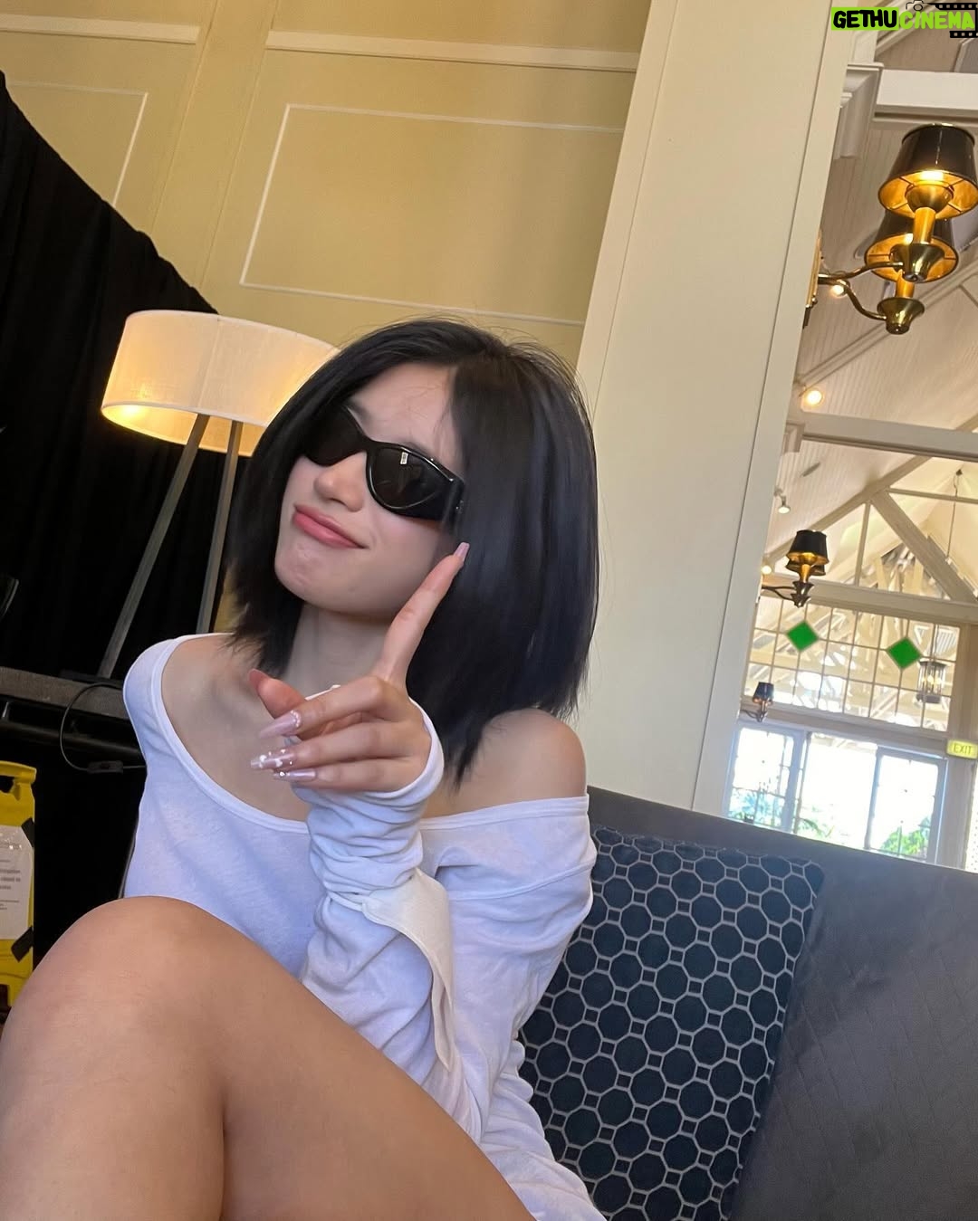Duan Xiaowei - 12K Likes - 好久不见