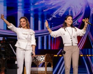 Ebru Gündeş Instagram - Making amazing memories at Riyadh Season with my lovely friend Assala ♥️ @assala