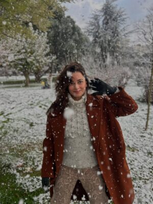 Ece Yaşar Instagram - Beklediğim gibiyim, hoşgeldin 2026’cığım. Güzel geldin⛄️