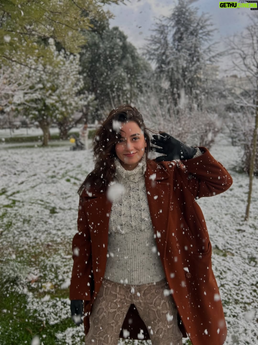 Ece Yaşar - 91.6K Likes - Beklediğim gibiyim, hoşgeldin 2026’cığım. Güzel geldin⛄️