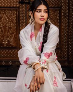 Actress Edin Rose HD Photos and Wallpapers February 2026