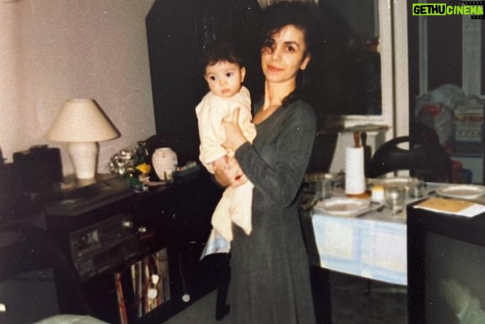 Ekin-Su Cülcüloğlu - 3 Likes - Life doesn’t come with a manual, it comes with a mum! Happy Mother’s Day to my friend, therapist and most importantly mother ❤️