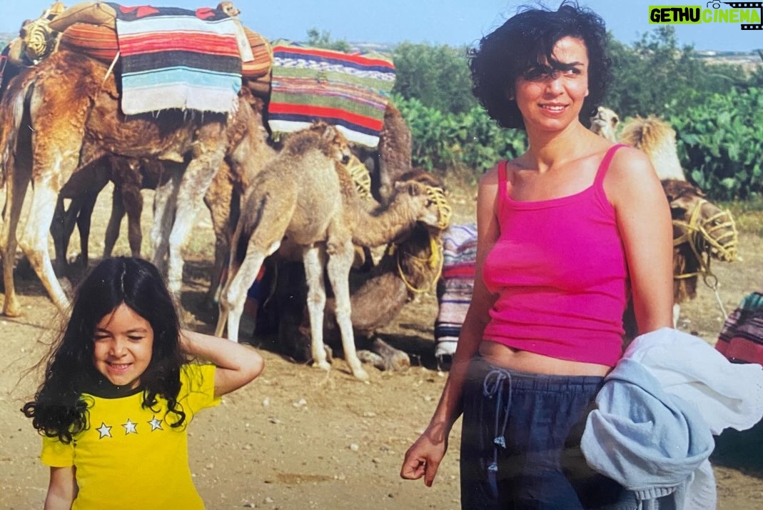 Ekin-Su Cülcüloğlu - 3 Likes - Life doesn’t come with a manual, it comes with a mum! Happy Mother’s Day to my friend, therapist and most importantly mother ❤️
