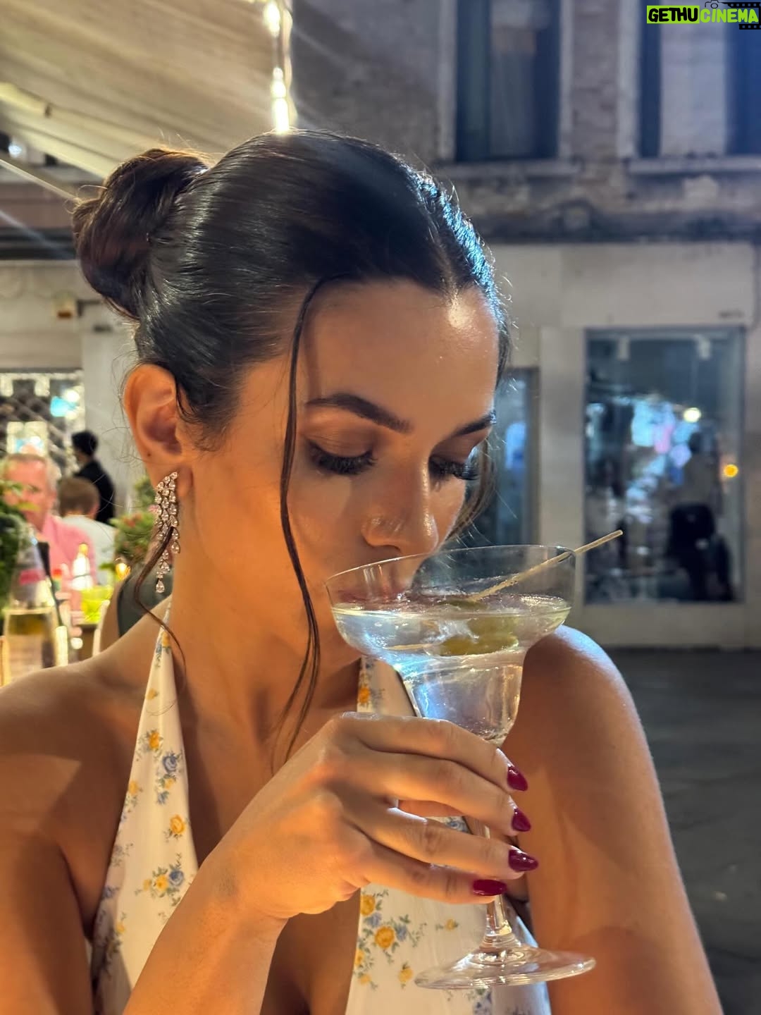 Ekin-Su Cülcüloğlu - 3 Likes - A little photo dump of moments from my camera roll 🤍 

First photo: credit to @kylegalvin_