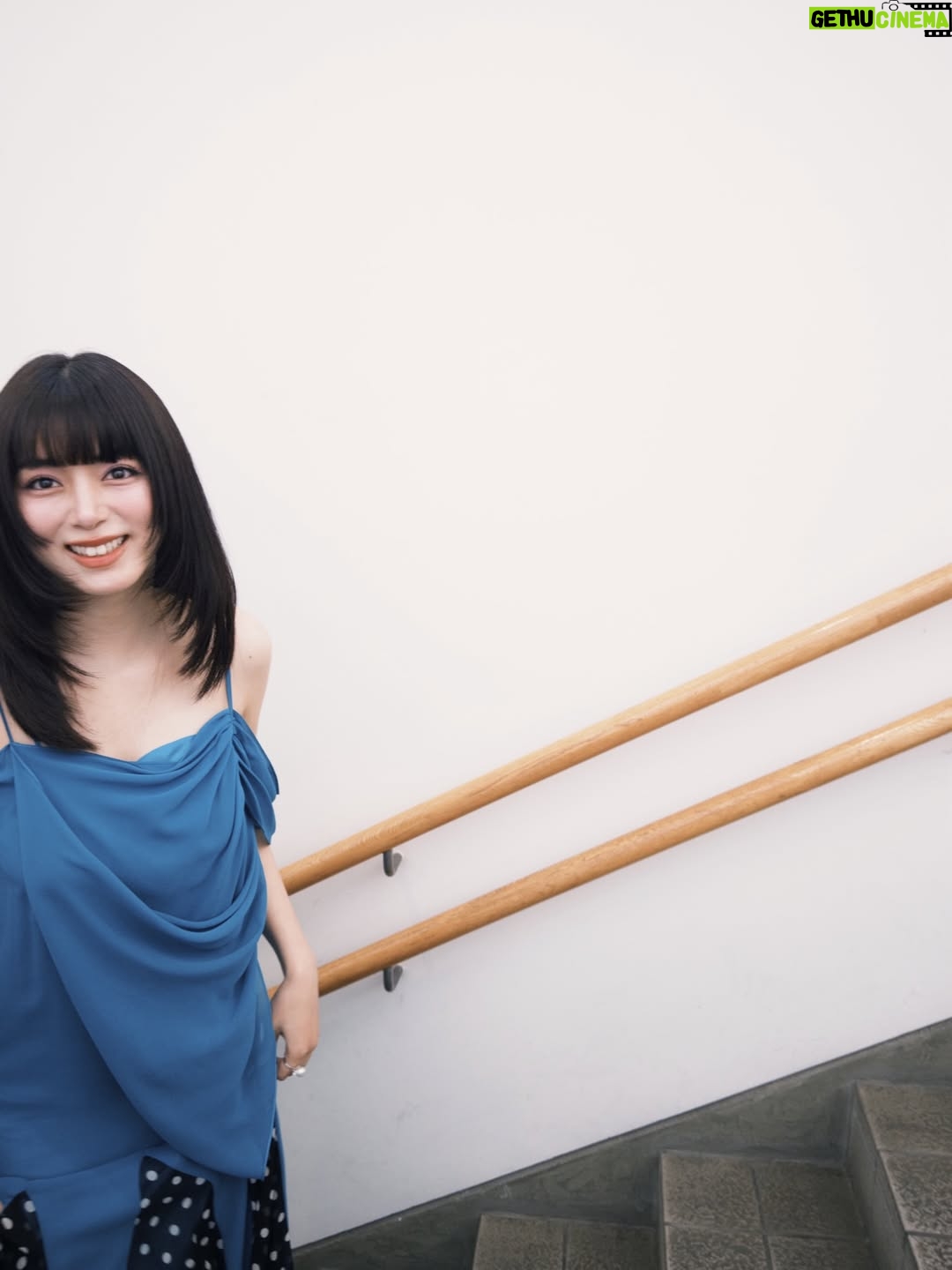 Elaiza Ikeda - 109.2K Likes - ただいま尾道🍋
最近あんまり写真撮ってなかったから
みんながたくさん撮ってくれたし私も撮った。
ので、めいっぱい載せます。
尾道の海みたいな青いドレス @ninaricci 

@rewrite_movie 
#尾道映画祭