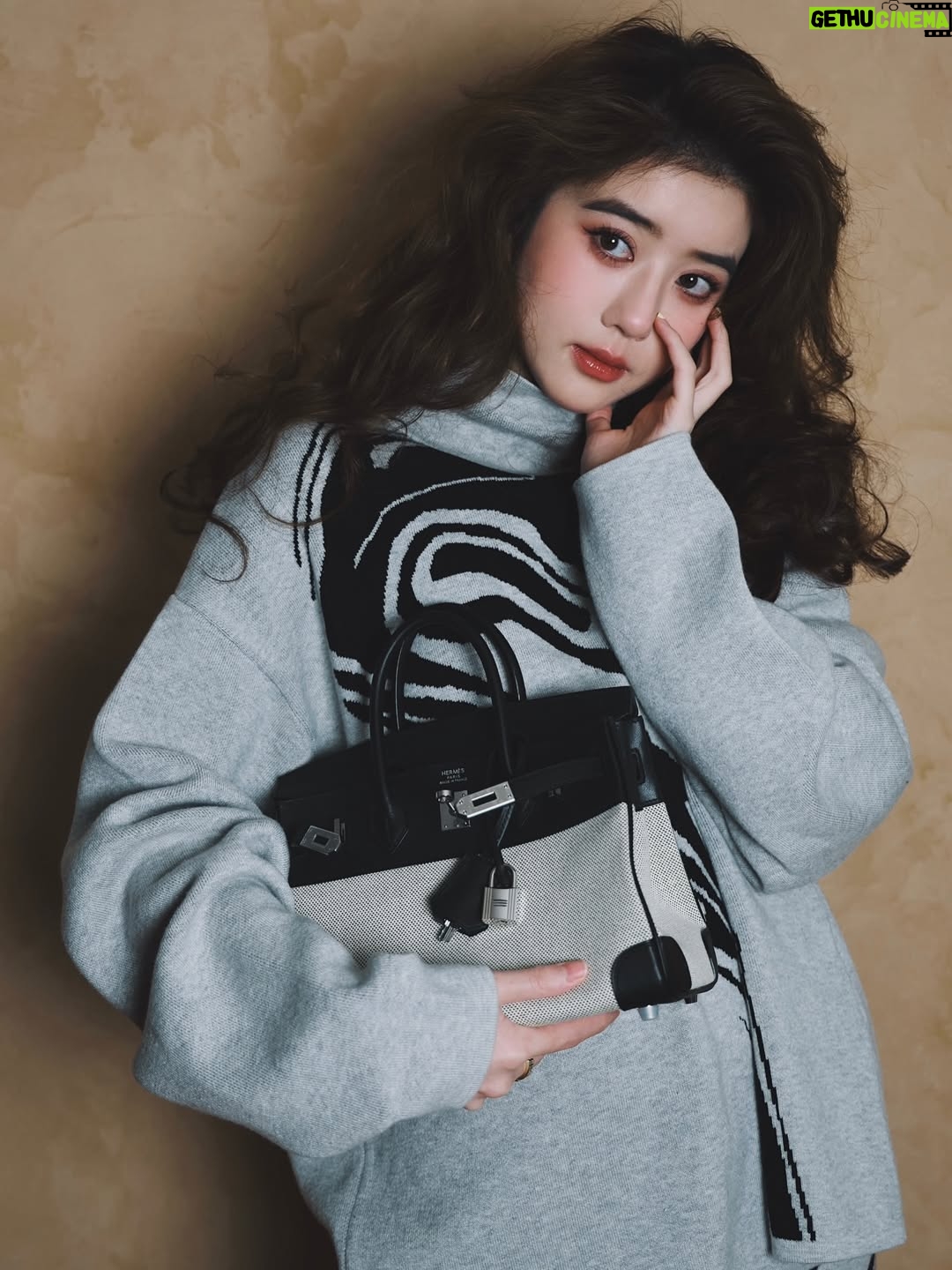 Eleanor Lee - 1.1K Likes - Soooooooooooooooooo?