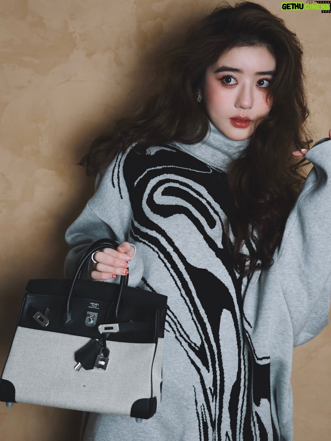 Eleanor Lee - 1.1K Likes - Soooooooooooooooooo?
