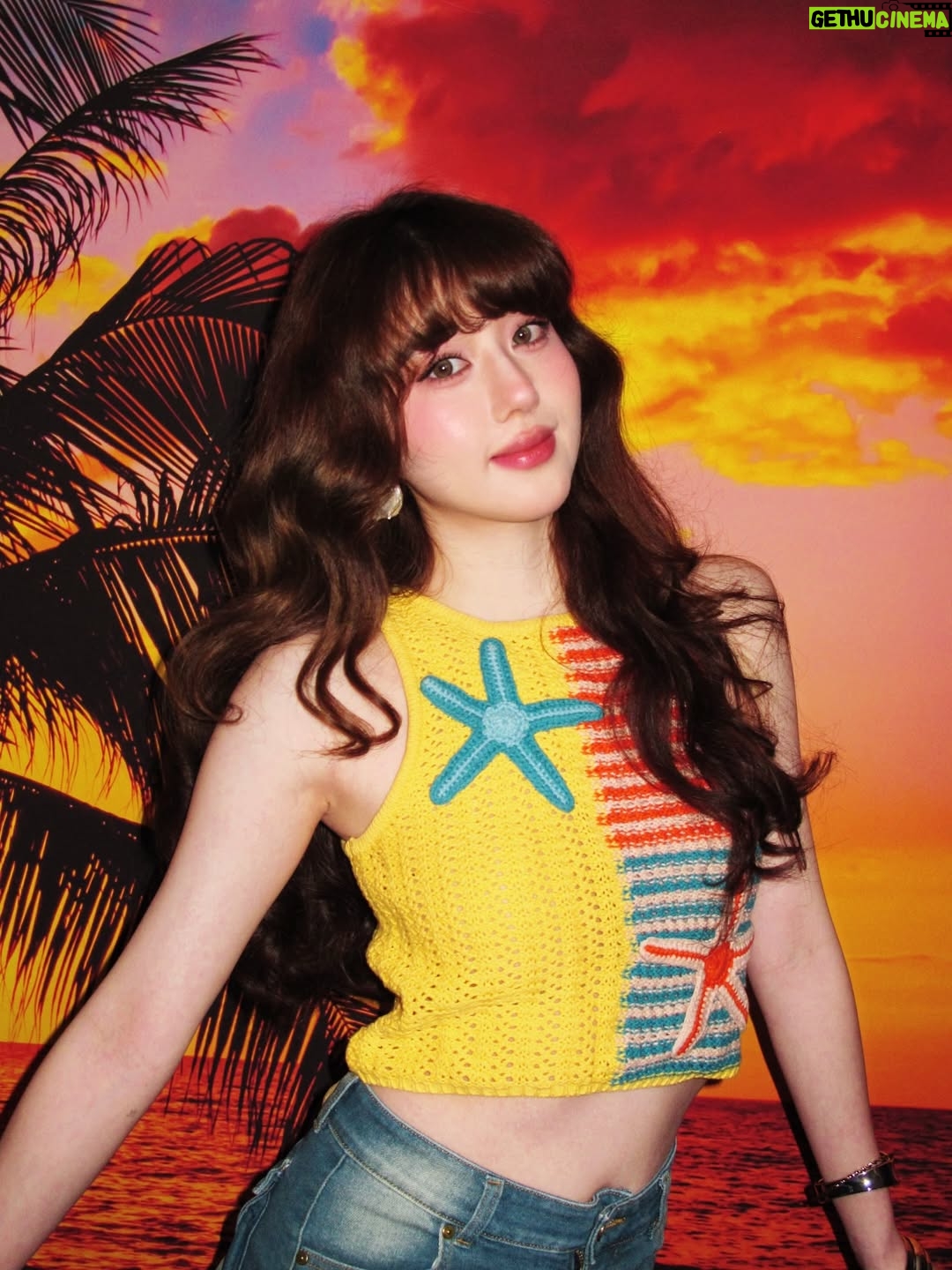 Eleanor Lee - 1.5K Likes - I’m ready for summer