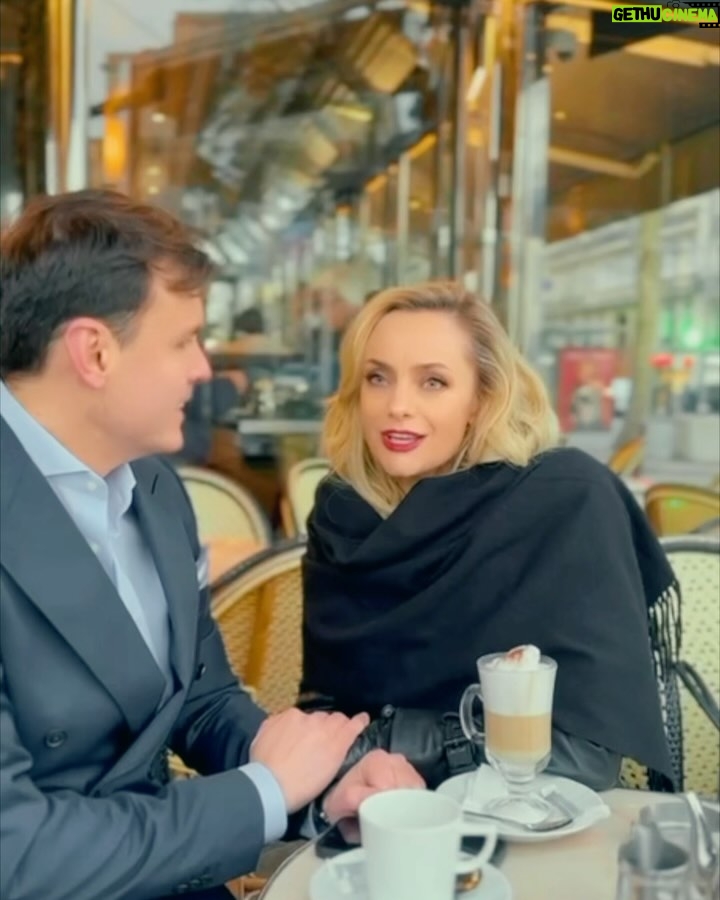 Elena Maksimova - 724 Likes - 1,2,3,4,5? Какое обладает большей интригой? А мы с @dmitri.ribero очень интенсивно готовим для вас много интересного ☺️😻 
.
Sound - @adamovv , Video @nonnsense 
.
#еленамаксимова #дмитрийрибероферрейра