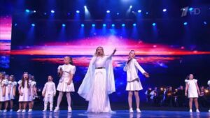 Elena Maksimova Instagram - ŠŃемлŃ, ŠŠµŃŠ²ŃŠ¹ канал, ŠŗŠ¾Š½ŃŠµŃŃ Šŗ 100 Š»ŠµŃŠøŃ ŠŠ»Š°Š“ŠøŠ¼ŠøŃŠ° ŠØŠ°ŠøŠ½ŃŠŗŠ¾Š³Š¾. ŠŠµŠ“авно ŃŠ·Š½Š°Š»Š°, ŃŃŠ¾ Š¾Š³ŃŠ¾Š¼Š½Š¾Šµ ŠŗŠ¾Š»ŠøŃŠµŃŃŠ²Š¾ Š²Š·ŃŠ¾ŃŠ»ŃŃ
Š»ŃŠ“ей Š»ŃŠ±ŠøŃ пеŃŃ ŃŃŃ ŠæŠµŃŠ½Ń в ŠŗŠ°Ńаоке! ŠŃо ŠæŃавГа? š