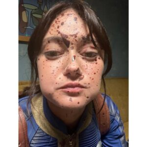 Ella Purnell Instagram - stupid ridiculous silly amounts of late. BUT. look how much fun we had making this season. I love this family so much. I love this show. Enjoy some silly ol’ bts!!!!! 🤡🎪🎲💥🤖😈👻🎀 FALLOUT SEASON 2 BABY!!!!!