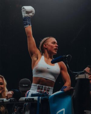 Elle Brooke Instagram - They will still hate, but the real ones now know I am here to stay.