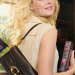 Elle Fanning