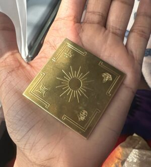 Elle Monae Instagram - A very blessed birthday.♒️🪔💕 I visited sacred temples, priest and, healing waterfalls. Just seeing how other people live and have such ancient practices is so eye opening. One of the things the priest say is if you visit Indias sacred temples you have been called there. I can tell.🕉️💕