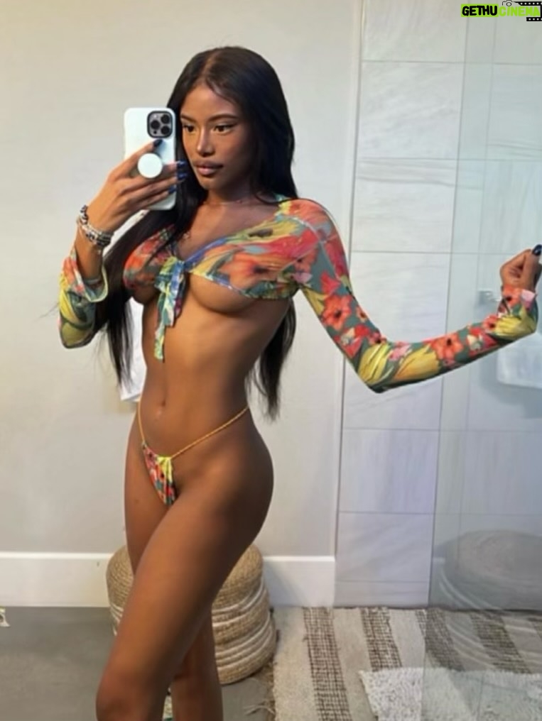 Elle Monae - 3 Likes - Countdown to warmer weather…👙🏝️☀️ #holiday