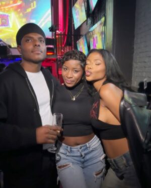 Elle Monae Instagram - Lil dump of January b4 the b day.👸🏽 #aquariusseason ♒️💕