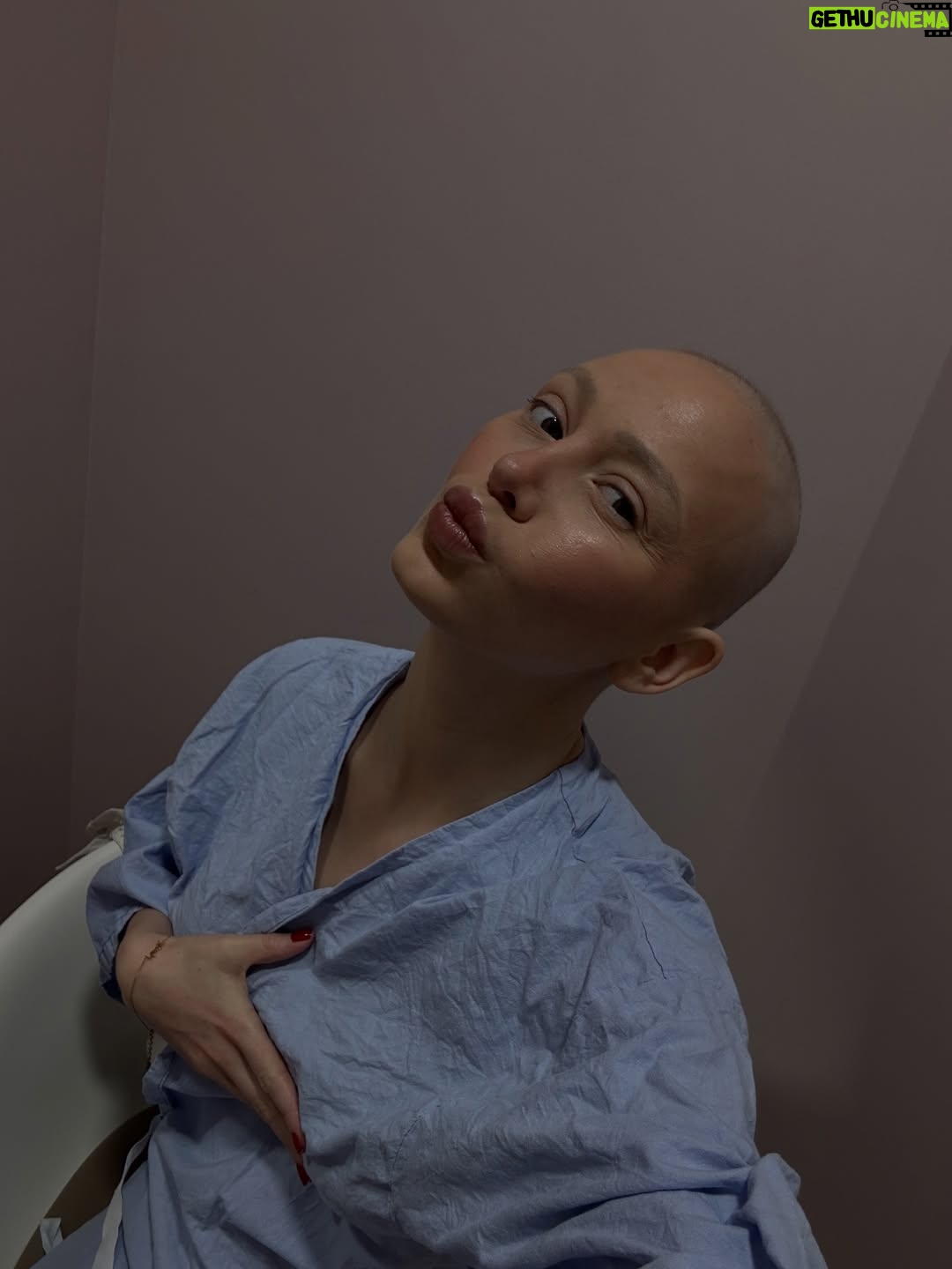 Éloïse Appelle - 342.3K Likes - 4 février, journée mondiale contre le cancer 🎗️
On n’oublie pas que le dépistage sauve des vies.
Un petit geste, qui peut tout changer!
Prenez soin de vous 🤍