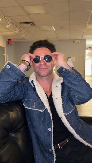 Emma Slater Instagram - 💀💀💀💀😂😂😂😂 @sashafarber1

*If you can’t handle that exes can be mature and can be friends, I’m sending you love and positive vibes but I also know it’s not my problem to solve 🥰 meant with love, I’ve just healed moved on from that