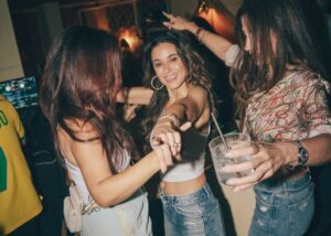 Emmanuelle Chriqui Instagram - THE Epic Birthday Dance Party made a comeback this weekend… and a NIGHT was had!! Thank you to everyone who came we love you so much ❤️ Might have to make this a yearly thing now 😉✨

📸 @cibellelevi