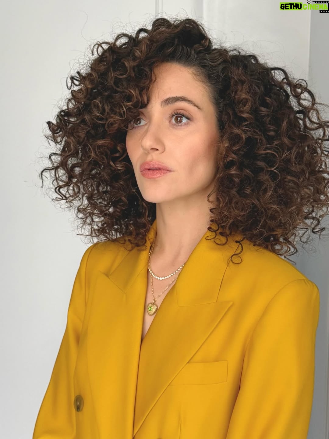 Emmy Rossum - 144.1K Likes - Good day for hair, suiting and a talk circle.
@heirlome 
@leightonjewels 
@genevieveherr 
@vernonfrancois