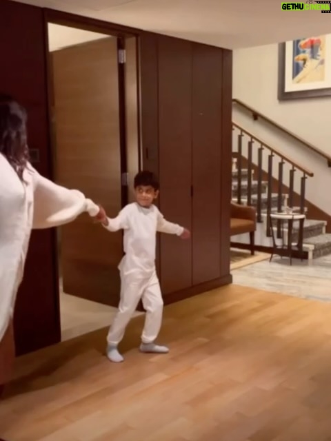 Enjy Kiwan - 56.2K Likes - قلبي مع عيلتي في دبي وسط كل حالة عدم اليقين…
يا رب في وقت القلق ده طمّن قلوبهم، وحاوطهم بأمانك. ربنا يحفظ الجميع. 🤍