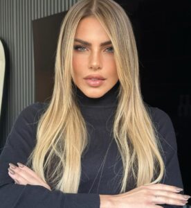 Actress Erika Schneider HD Photos and Wallpapers October 2025