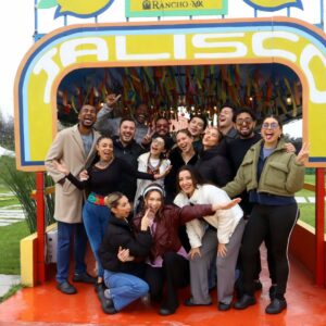 Erika Toa Russo Instagram - Gracias, son TOP🧡 
Gracias por permitirme ser parte de esta experiencia surreal que es #MasterChefCelebrityEc 🤟🏽
Una aventura llena de emociones que me permitió conocer a gente increíble, transparente y genuina en un momento donde todos eramos vulnerables y nos dimos fuerza el uno al otro, un verdadero equipo! Les quiero y los llevaré siempre en mi corazón 🥰
Gracias a ustedes, al público, a mis fans adorados por el cariño, por dedicarnos su tiempo cada noche y aguantarnos! Espero no haberles decepcionado y les agradeceré siempre por su apoyo incondicional🙏
Mi pasión x la gastronomía es cada vez más fuerte y mi promesa de rendir homenaje a la gastronomía ecuatoriana cada vez más presente🇪🇨

Gracias a los Chefs por sus perlas! @chefcarosanchez #ChefRausch @irenegonzalez_oficial @chefceciliacedeno

Gracias al crew @germanporras.oficial @maokintana y a todo el equipo de producción @teleamazonasec y a nuestra @flacaarellano x ser el motor de todo💛
